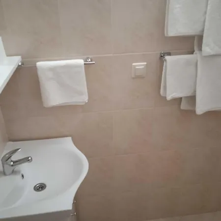 Ana - With Balcony And Sea View-2 Διαμέρισμα *