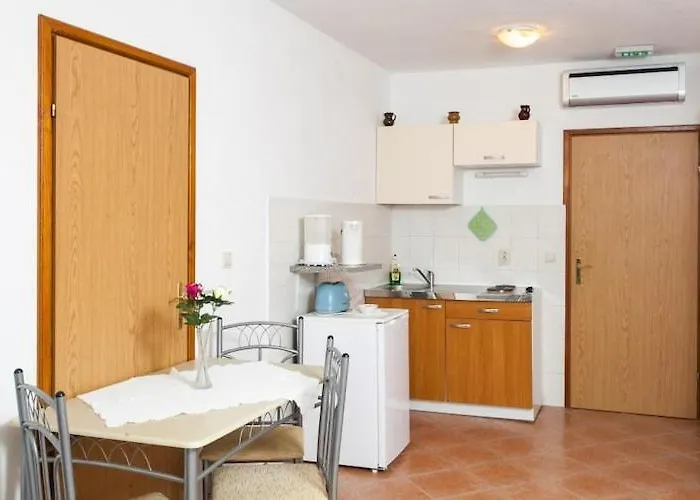 Ana - With Balcony And Sea View-2 *